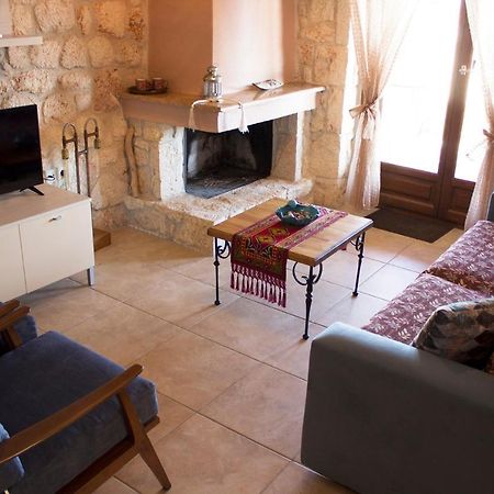 Appartement Helen'S Stone House à Siviri Extérieur photo